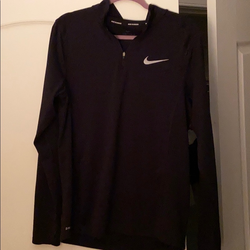 Black Nike Pullover